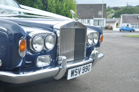 A 1976 Rolls-Royce Silver Shadow I is a true classic car in Seychelles Blue.